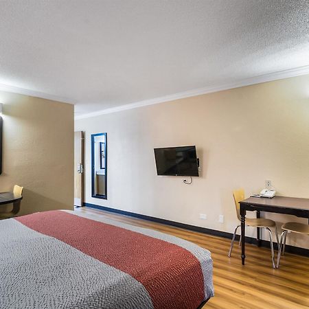 Motel 6-Libertyville, IL Eksteriør bilde