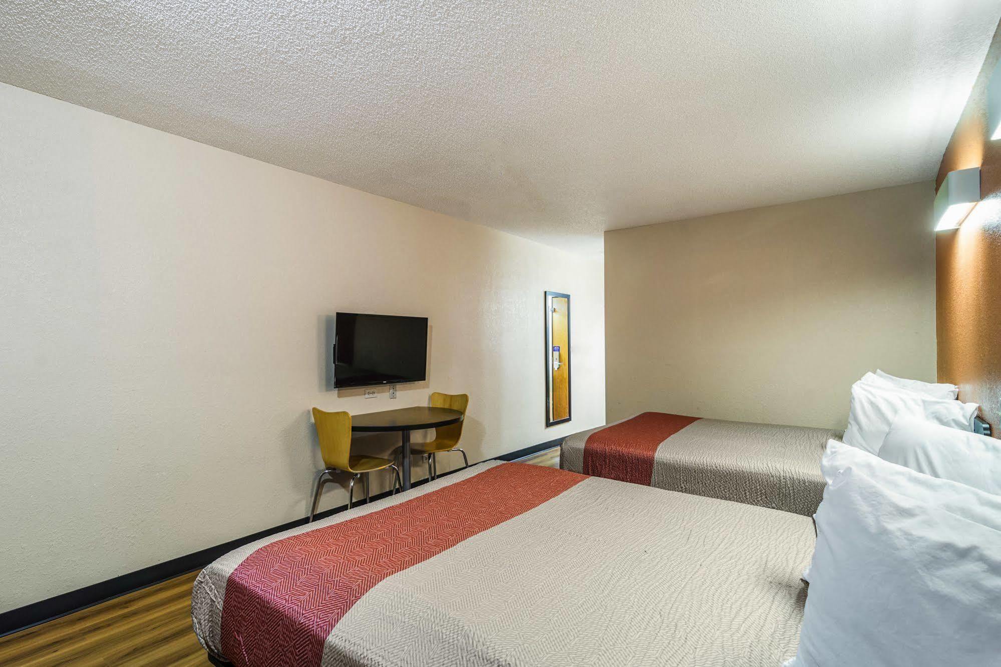 Motel 6-Libertyville, IL Eksteriør bilde